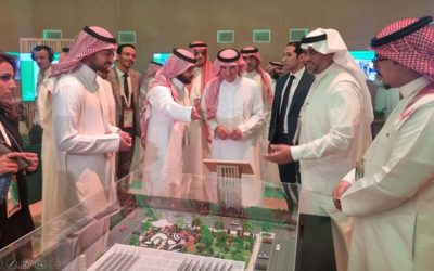 مروج في معرض مبادرة السعودية الخضراء في شرم الشيخ 7-11-2022